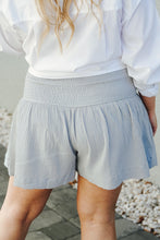 Load image into Gallery viewer, Smocked High Waist Plus Crinkle Shorts