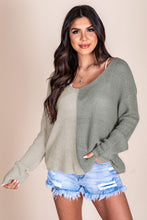 Load image into Gallery viewer, Long Sleeve V-Neck Colorblock Sweater