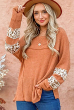 Load image into Gallery viewer, Apricot Leopard Splicing Exposed Seam Waffle Knit Top