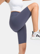 Load image into Gallery viewer, 3c0803a5-51b9-4d48-950b-c29649f7eae0-Max