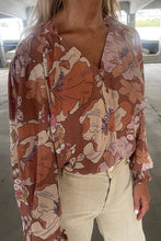 Load image into Gallery viewer, Brown Frilled V Neck Bubble Sleeve Floral Blouse
