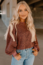 Load image into Gallery viewer, Vintage Leopard Bubble Sleeve Pullover Sweatshirt