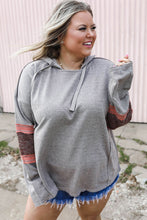 Load image into Gallery viewer, Gray Contrast Patched Sleeve Plus Size Hoodie