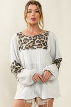 Load image into Gallery viewer, White Leopard Patch Puff Sleeve Textured Blouse