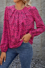 Load image into Gallery viewer, Leopard Print Pleated Blouse with Keyhole