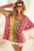 Load image into Gallery viewer, Multicolor Floral Leopard Mixed Print V Neck Long Sleeve Tee
