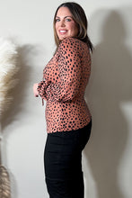 Load image into Gallery viewer, Leopard Plus Size Puff Sleeve V Neck Lace-up Slim Top