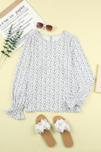 Load image into Gallery viewer, Black Floral Printed Crinkled Ruffled Bubble Sleeve Blouse