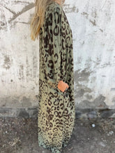 Load image into Gallery viewer, e70c77b0-8ff7-4a53-bb8a-5e8413e0655b-Max-Origin