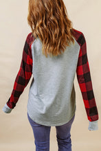 Load image into Gallery viewer, Buffalo Plaid Long Sleeve Sweatshirt