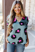 Load image into Gallery viewer, Ruched Short Sleeve Leopard Print Blouse