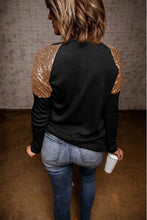 Load image into Gallery viewer, Wonderful Christmas Season Graphic Sequin Shoulder Top