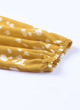 Load image into Gallery viewer, Split Neck Fall Printed Crinkled Blouse