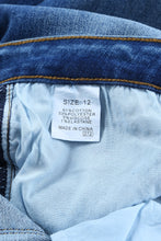 Load image into Gallery viewer, Raw Hem Ankle-length Skinny Jeans