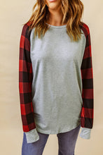 Load image into Gallery viewer, Buffalo Plaid Long Sleeve Sweatshirt