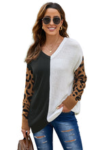 Load image into Gallery viewer, Print Contrast Color V Neck Sweater