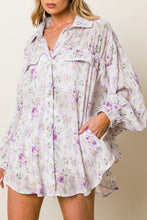 Load image into Gallery viewer, Purple Floral Print Pleated Flap Pocket Shirt
