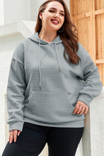 Load image into Gallery viewer, Gray Kangaroo Pockets Quilted Plus Size Hoodie
