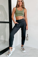 Load image into Gallery viewer, Black Exposed Seam High Waist Pocketed Joggers
