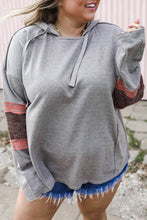 Load image into Gallery viewer, Gray Contrast Patched Sleeve Plus Size Hoodie
