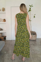 Load image into Gallery viewer, 79062ea3-0022-49b9-805f-6a657152ec4f-Max

