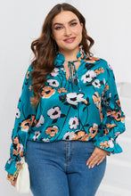 Load image into Gallery viewer, Sky Blue Floral Print V Neck Plus Size Blouse
