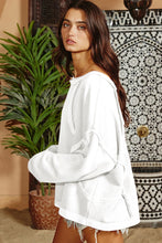 Load image into Gallery viewer, White Exposed Seam Drop Shoulder Raw Hem Oversized Sweatshirt
