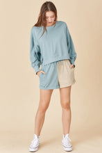 Load image into Gallery viewer, Sky Blue Split Hem Sweatshirt Color Block Shorts Set
