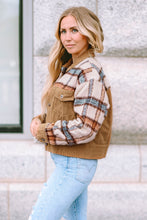 Load image into Gallery viewer, Khaki Plaid Corduroy Flap Pockets Boxy Chunky Jacket
