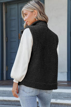 Load image into Gallery viewer, Black Snap Button Pocketed Sherpa Vest Jacket
