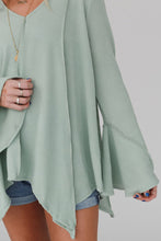 Load image into Gallery viewer, Ribbed Expose Seam Bell Sleeve Top
