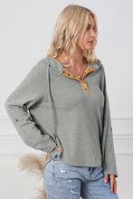 Load image into Gallery viewer, Gray Quarter Buttoned Drawstring Pullover Hoodie
