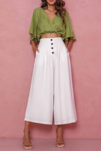 Load image into Gallery viewer, Buttons Cropped Wide Leg Pants

