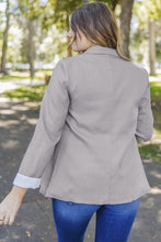 Load image into Gallery viewer, Buttoned Lapel Collar Blazer with Pocket
