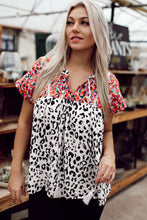 Load image into Gallery viewer, Mix Print Tassel Tie Blouse
