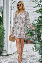 Load image into Gallery viewer, Multicolor V Neck Puff Sleeves Floral Tunic Dress
