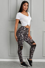 Load image into Gallery viewer, Floral Hollow Out Leopard Printed Skinny Leggings
