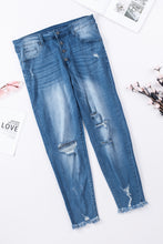 Load image into Gallery viewer, Plus Size High Rise Buttons Skinny Jeans
