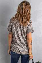 Load image into Gallery viewer, V Neck Front Pocket Leopard Tee
