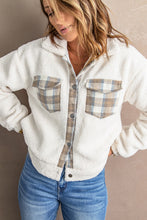Load image into Gallery viewer, Beige Plaid Patchwork Buttoned Fleece Turn Down Collar Jacket
