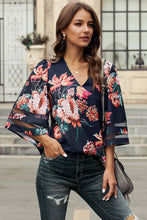 Load image into Gallery viewer, 3/4 Flared Sleeve Floral Blouse
