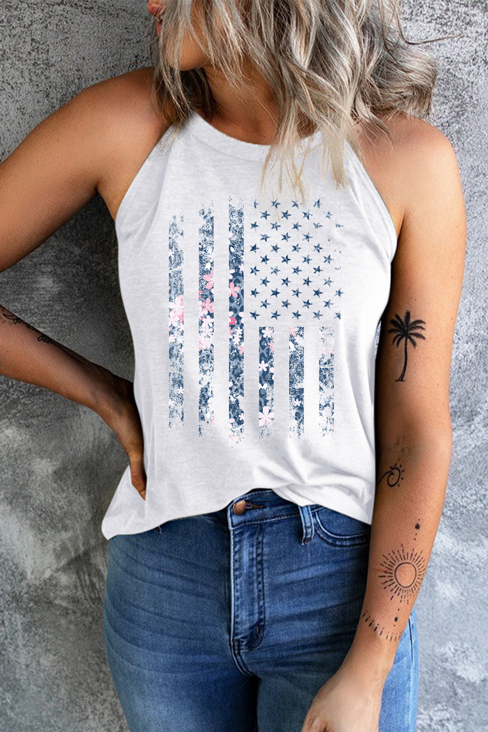 Floral Distressed American Flag Print Graphic Tank Top