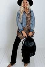 Load image into Gallery viewer, V Notch Rolled Cuffs Loose Leopard Top
