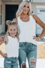 Load image into Gallery viewer, Scoop Neck Basic Solid Tank Top
