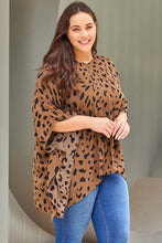 Load image into Gallery viewer, Plus Size Leopard Batwing Sleeve Tunic Top
