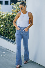 Load image into Gallery viewer, Vintage Casual Pocket Flared Jeans
