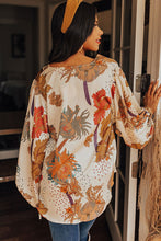 Load image into Gallery viewer, V Neck Loose Sleeve Floral Blouse
