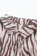 Load image into Gallery viewer, Animal Print Buttons Shirt
