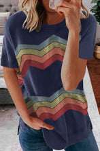 Load image into Gallery viewer, Colorful Wavy Stripes Print Short Sleeve Tee
