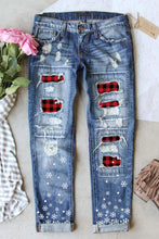 Load image into Gallery viewer, Buffalo Plaid Patch Christmas Snowflake Distressed Straight Jeans
